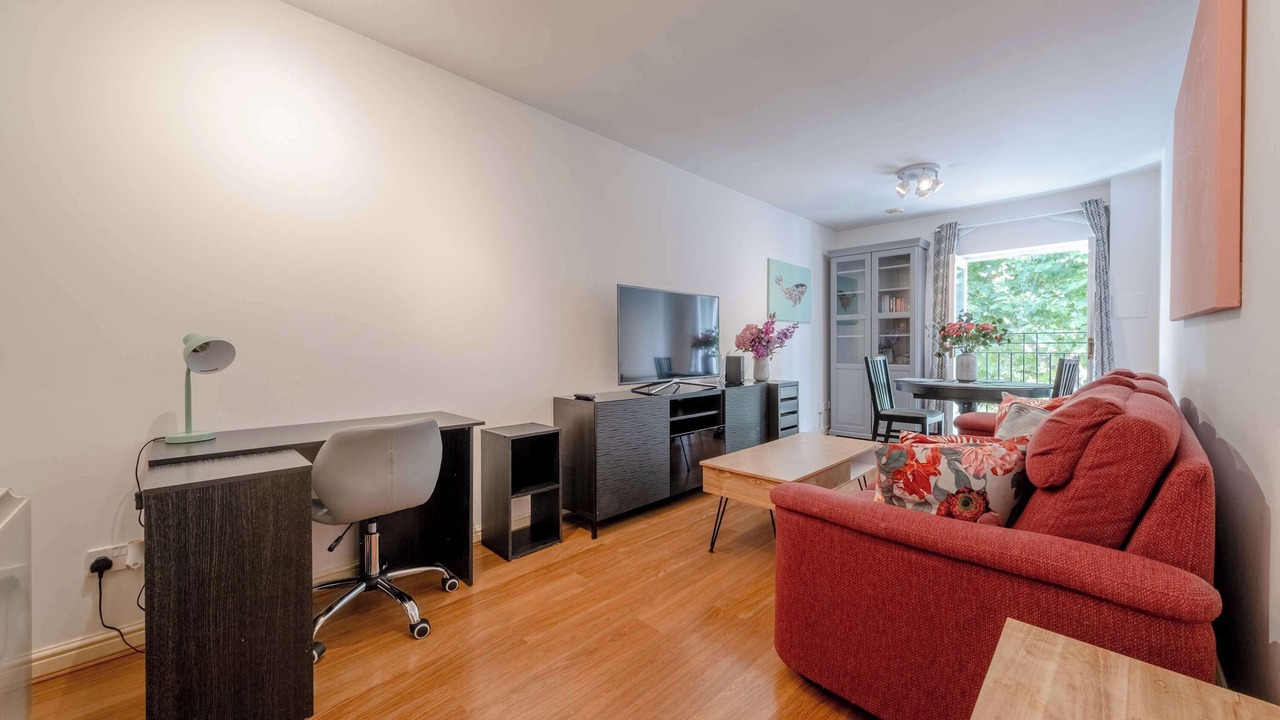Photo of Livingroom in West Kensington