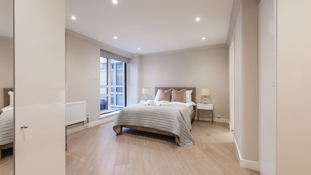 Photo of Bedroom in Maida Vale