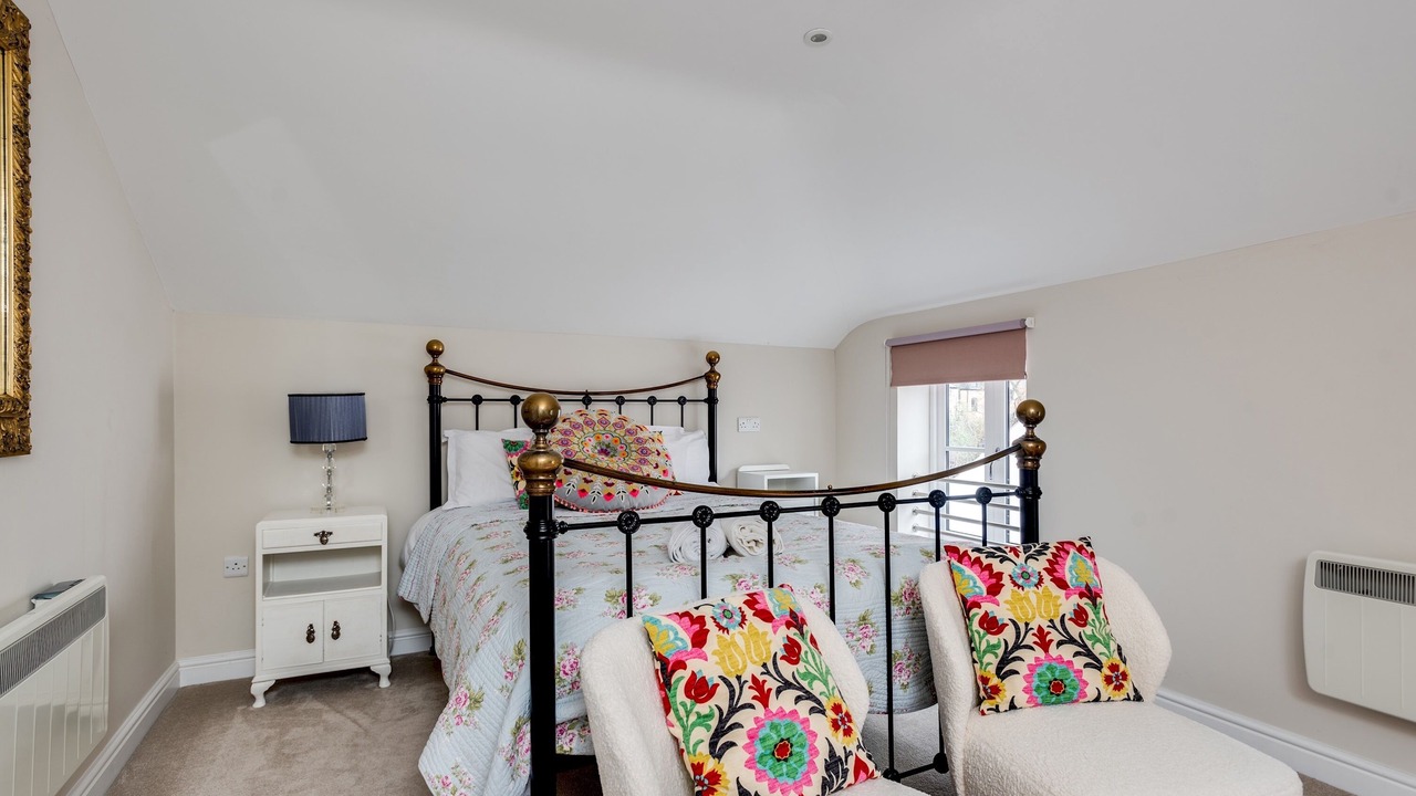 Photo of Bedroom in Oxford City Centre