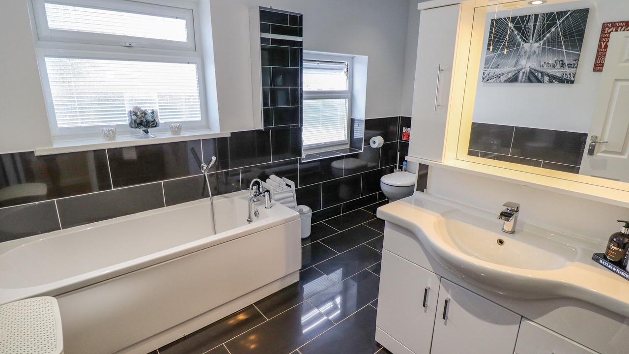 Photo of Bathroom in Skegness