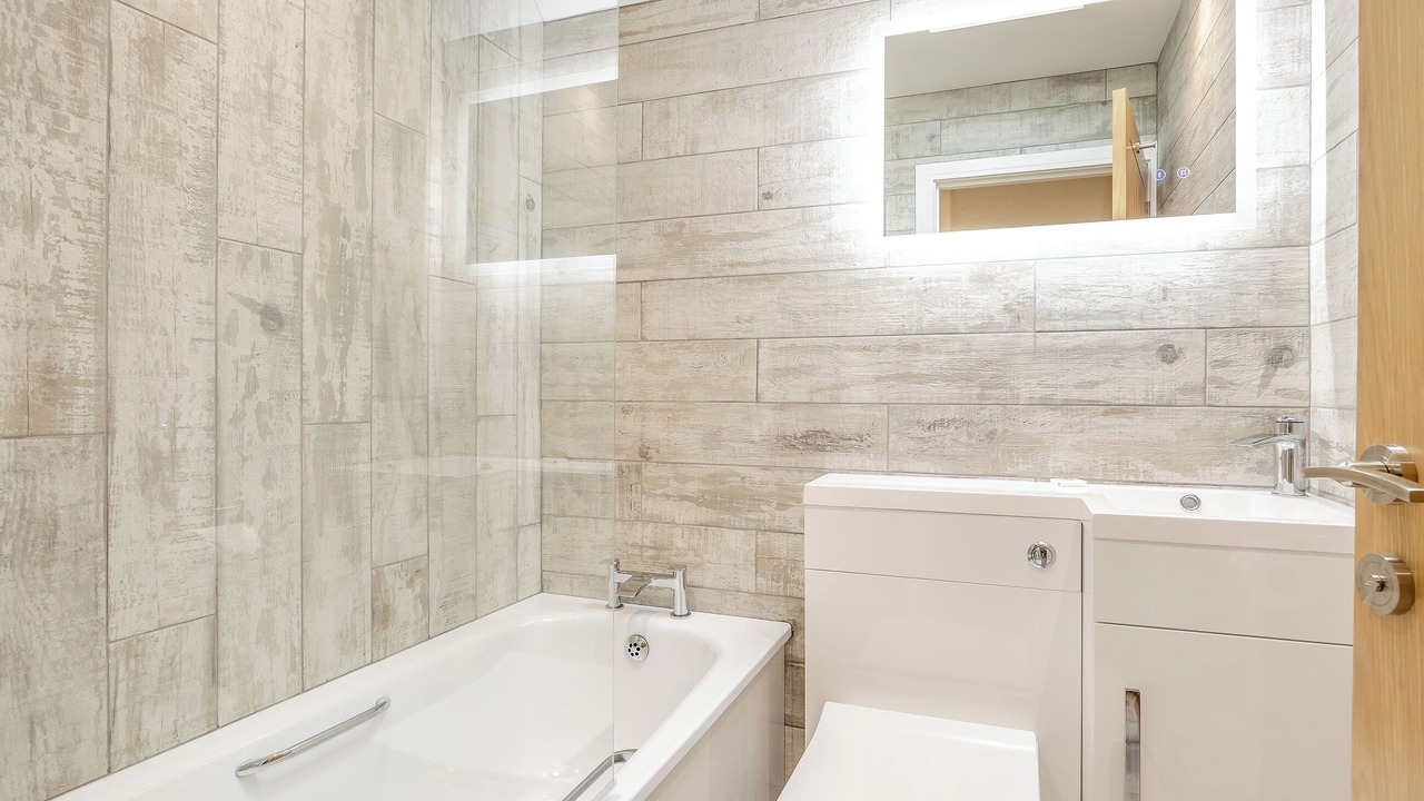 Photo of Bathroom in Wainfleet All Saints
