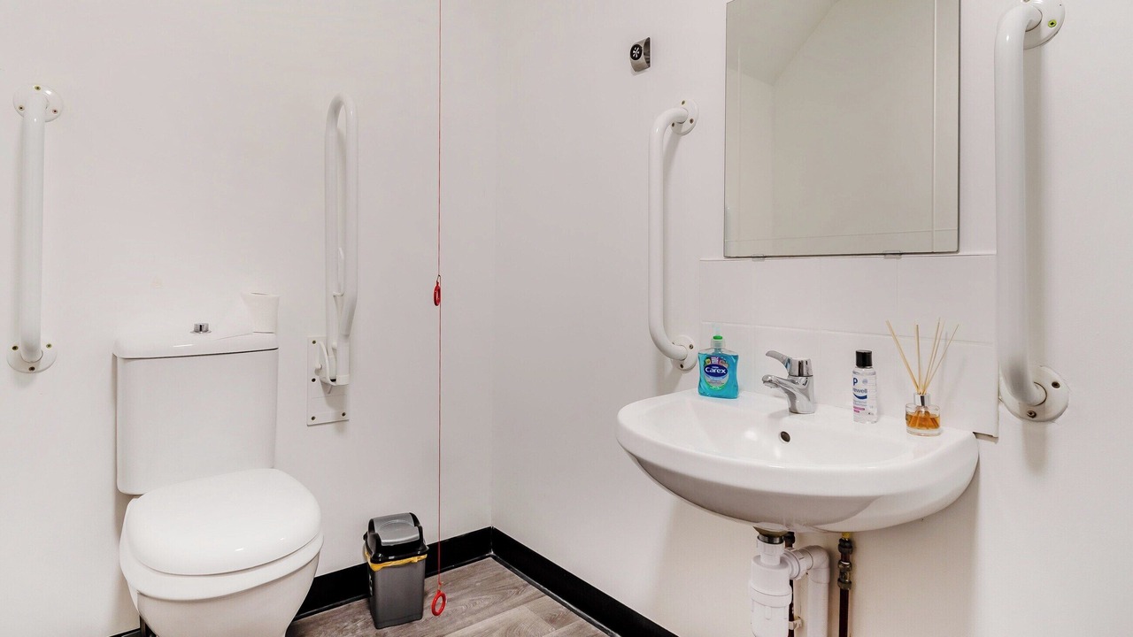 Photo of Bathroom in Hornsea