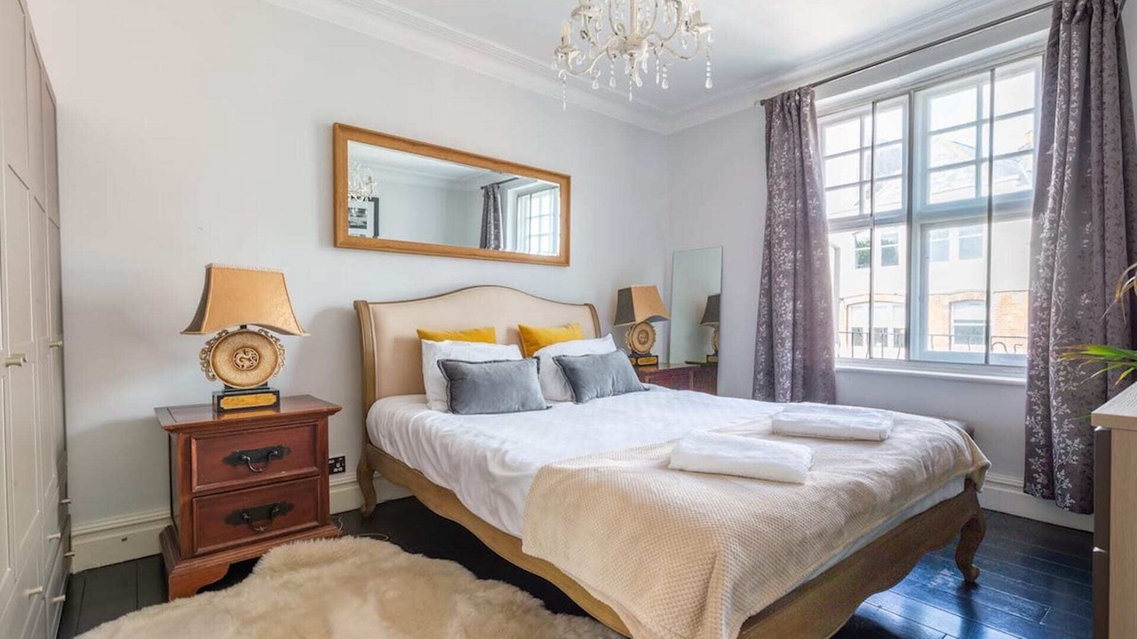 Photo of Bedroom in Courtfield