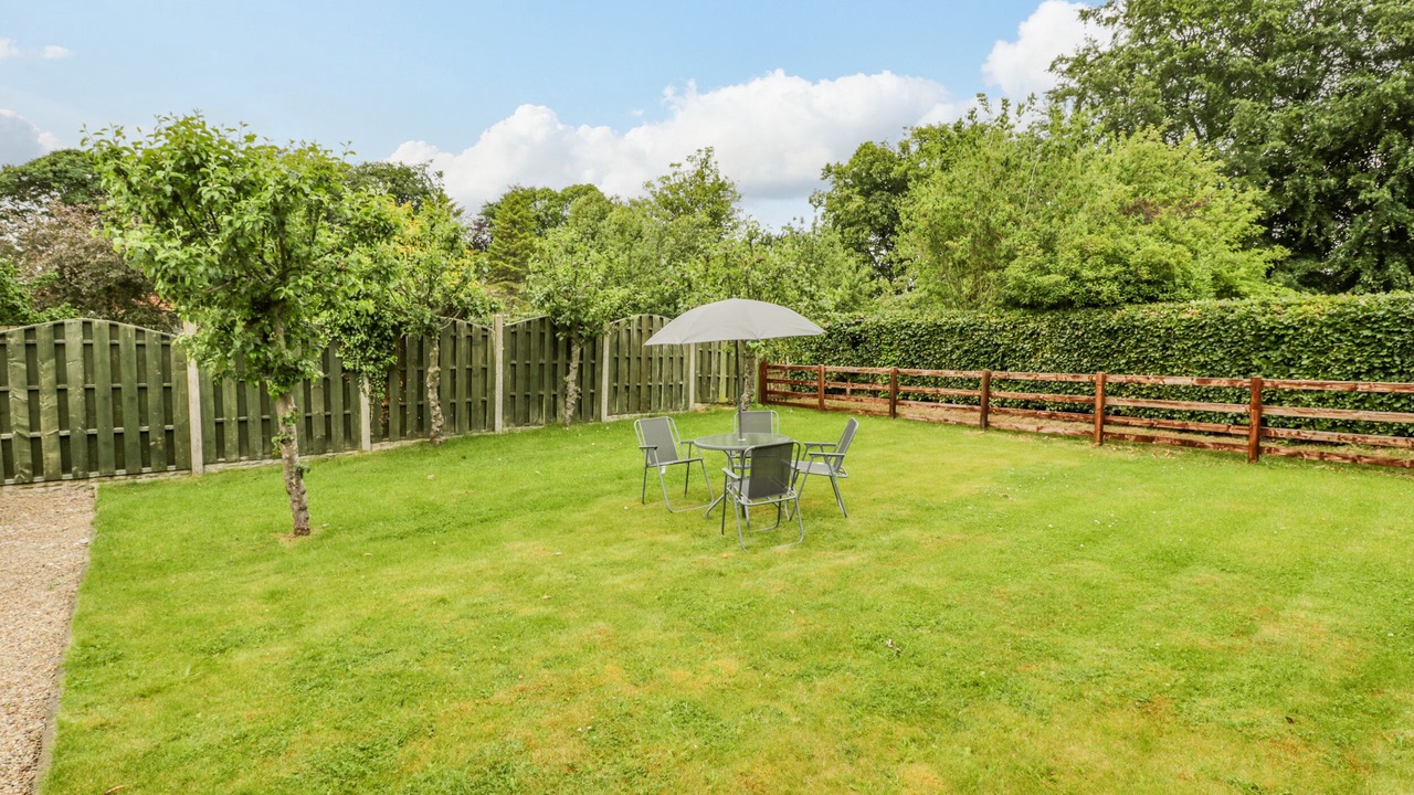 Photo of Outdoor in Pickering