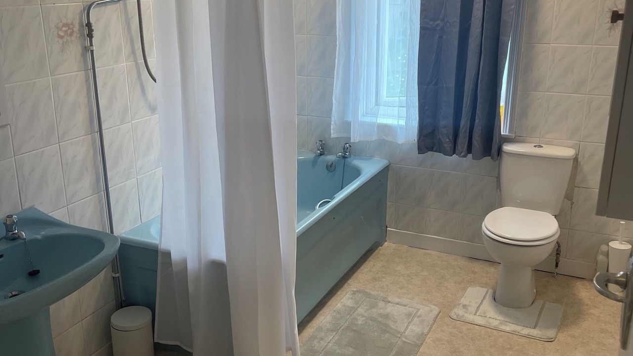 Photo of Bathroom in Ashbourne
