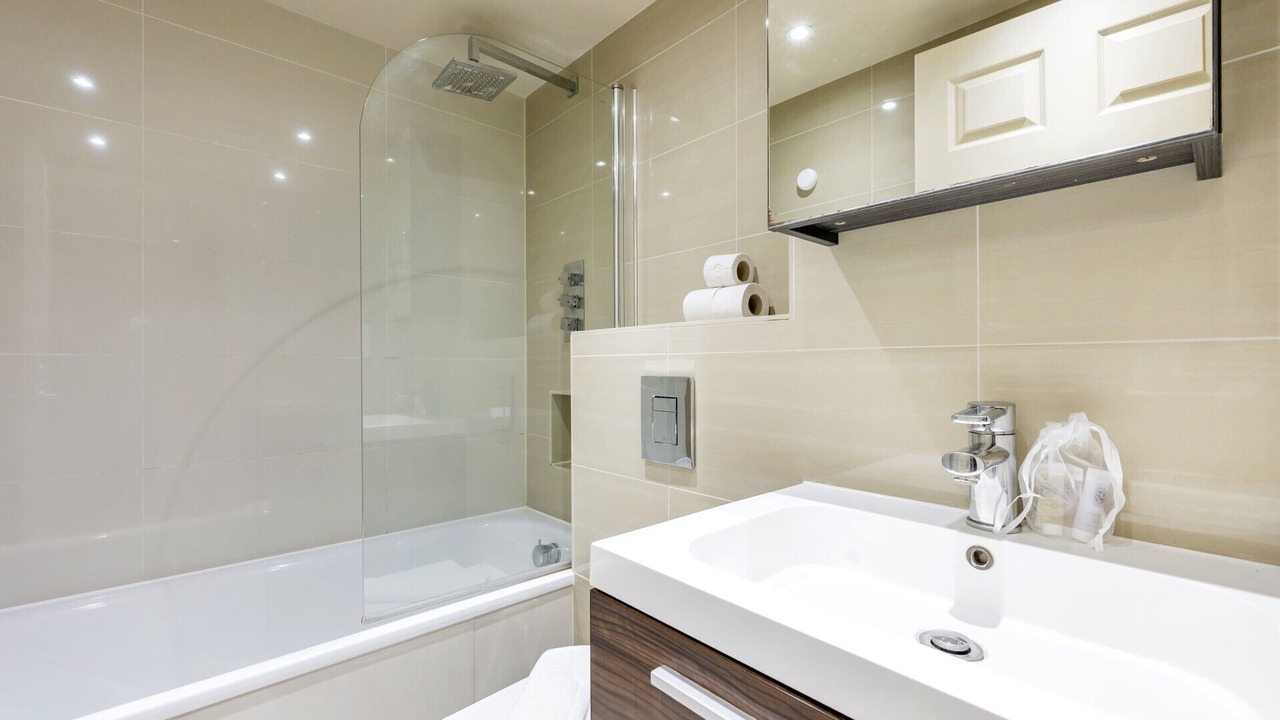 Photo of Bathroom in Maida Vale