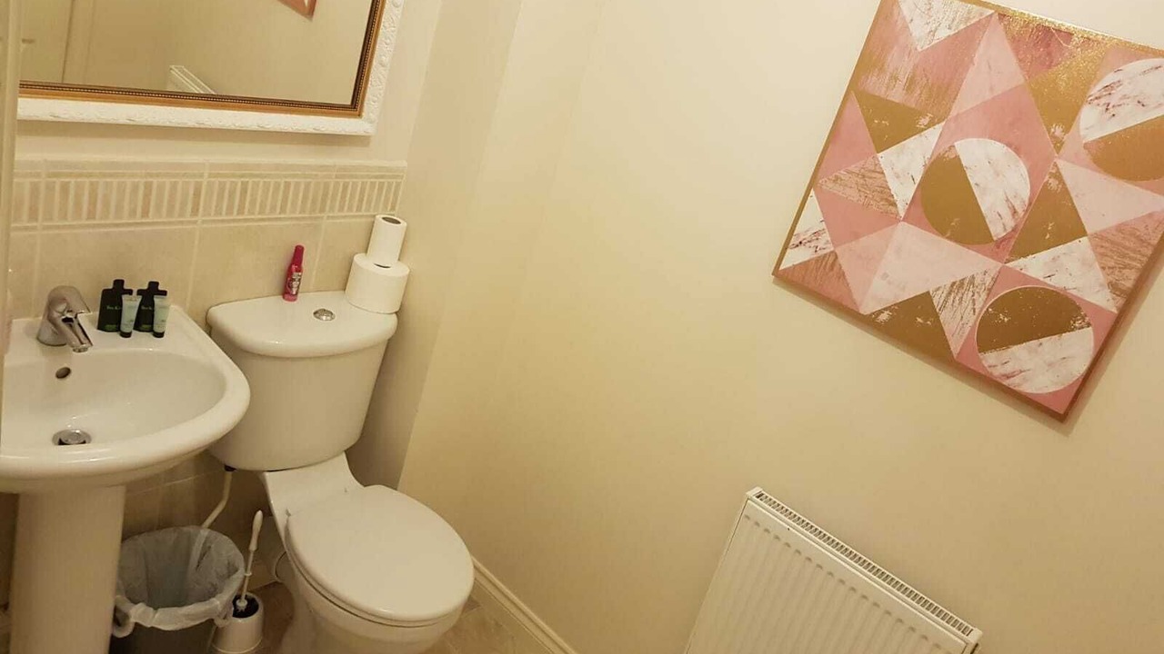 Photo of Bathroom in Grimsby