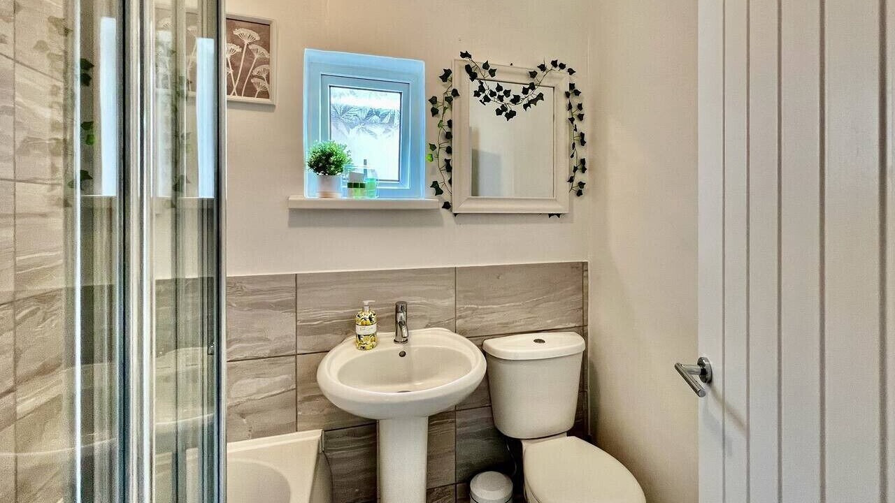 Photo of Bathroom in Cleethorpes