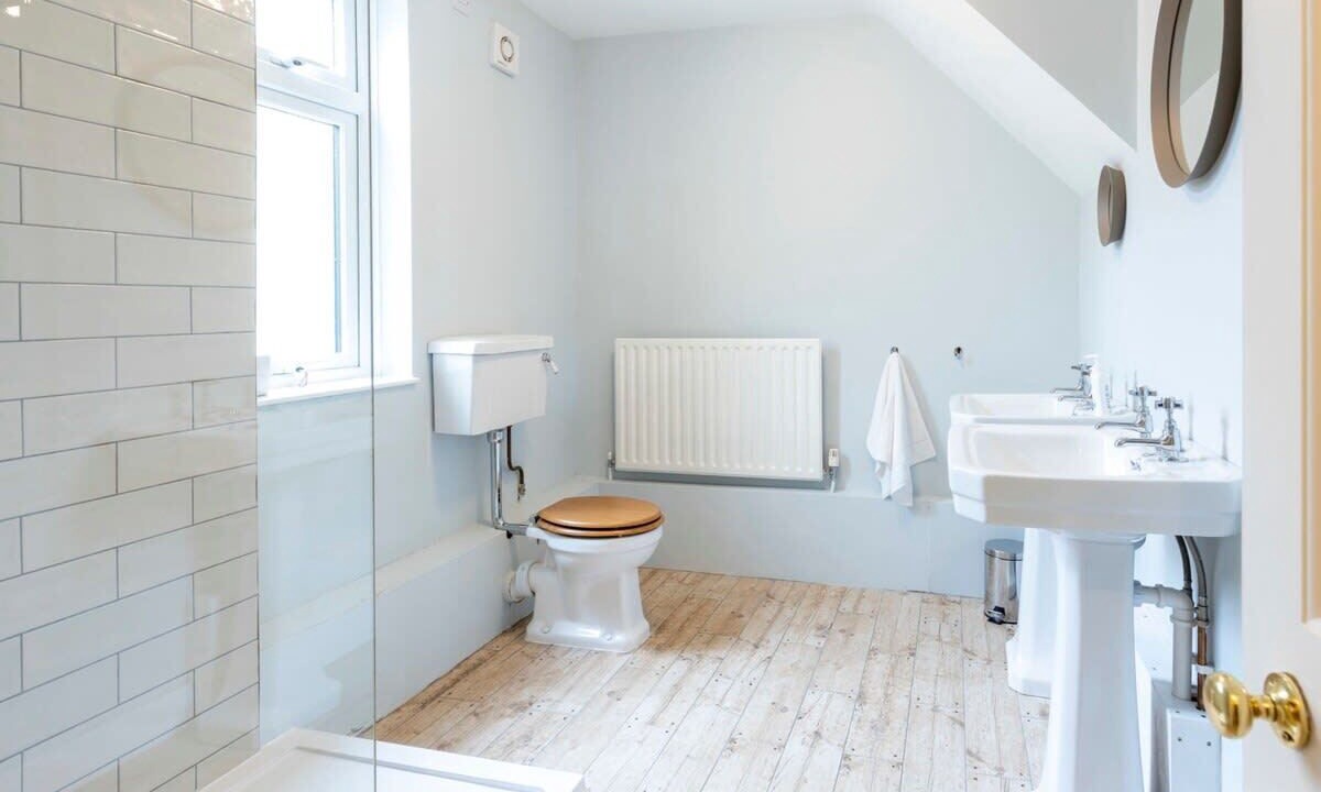 Photo of Bathroom in Oakham