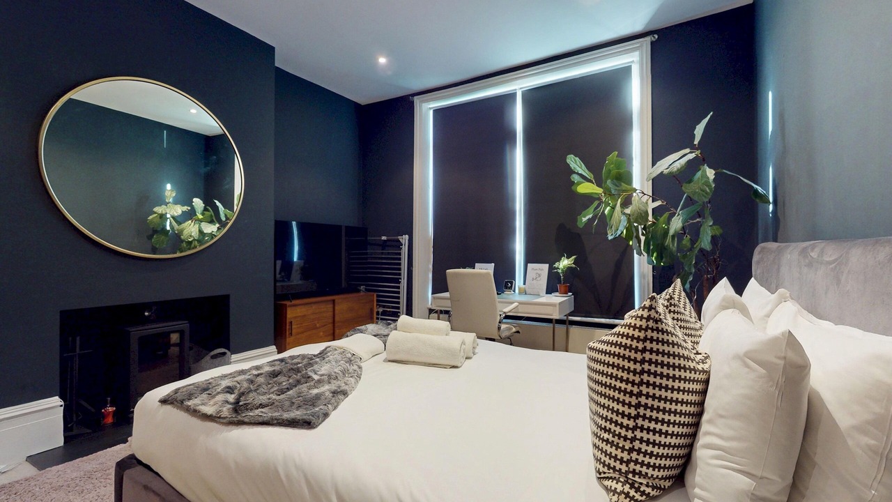 Photo of Bedroom in Crouch End