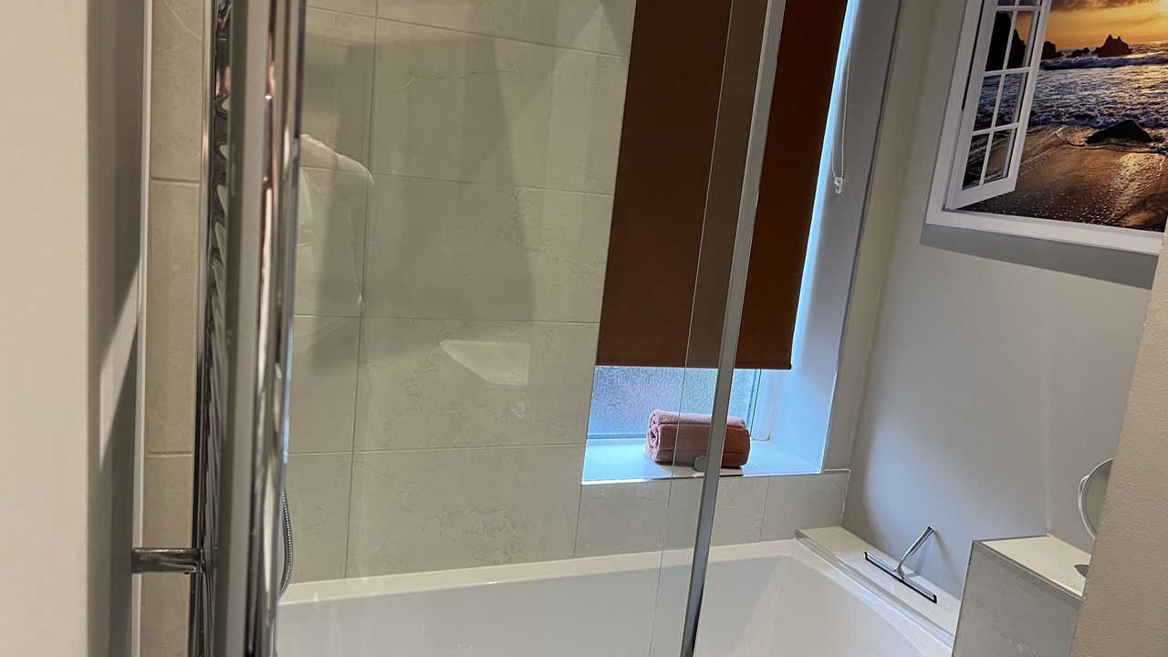 Photo of Bathroom in Idle