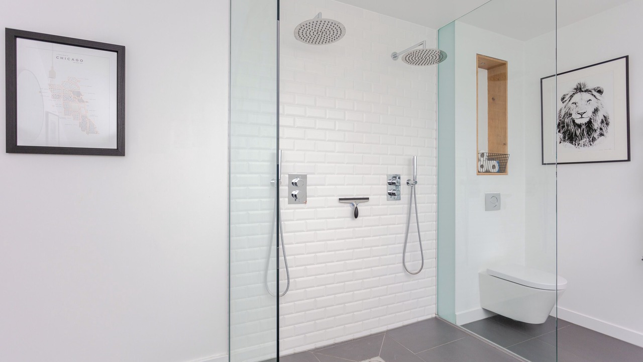 Photo of Bathroom in Brent