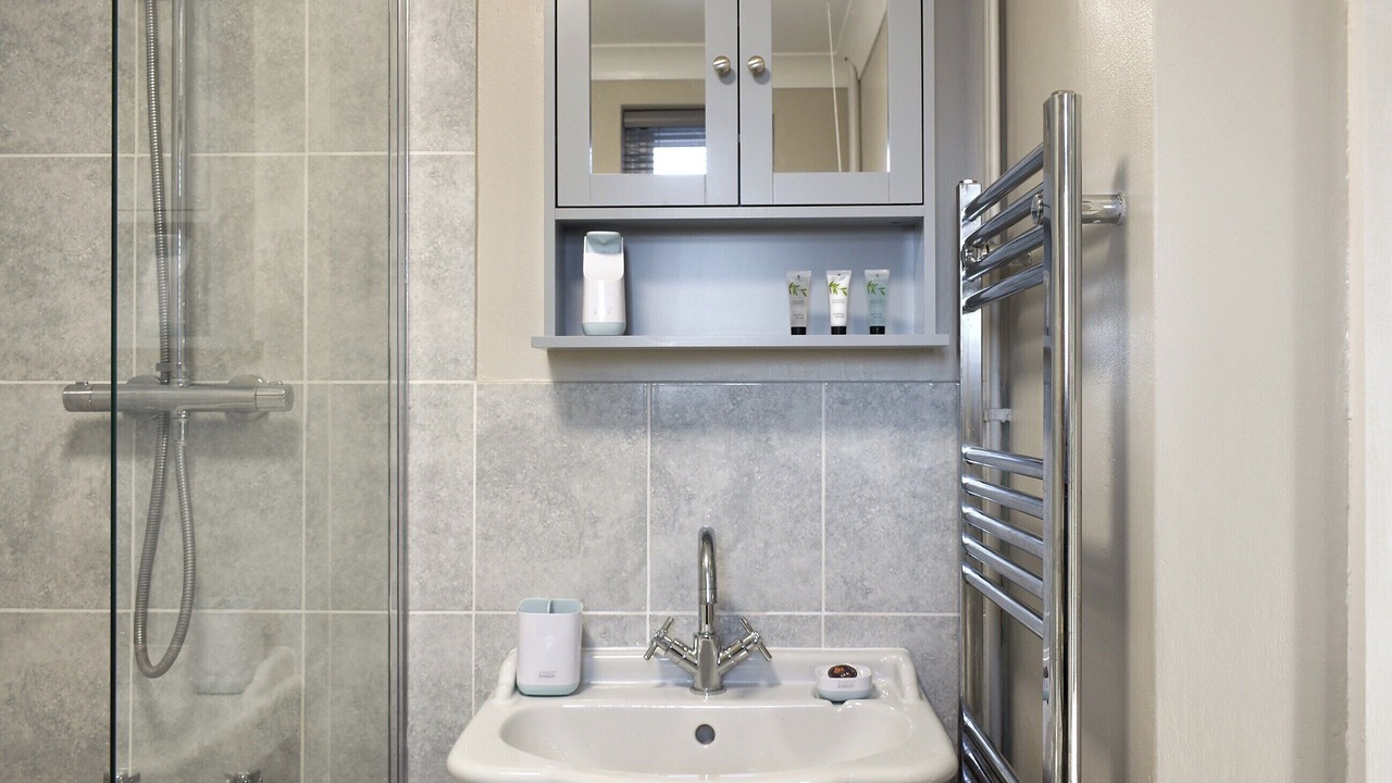 Photo of Bathroom in Leven