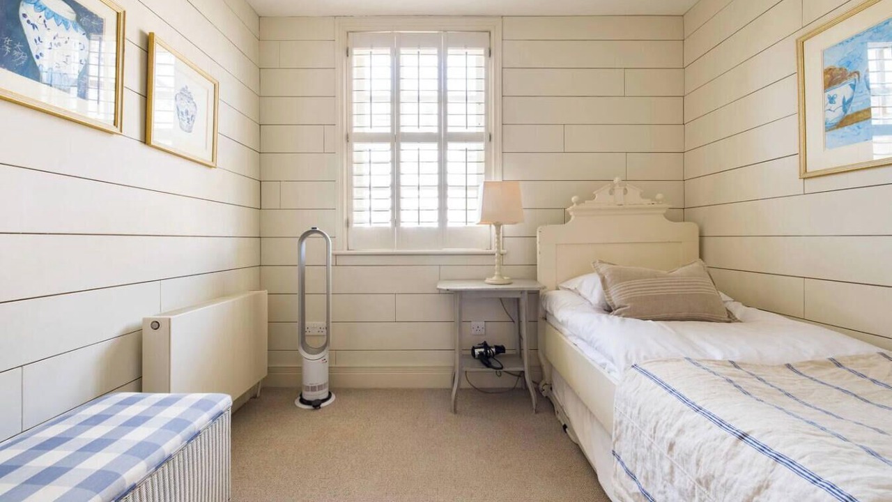 Photo of Bedroom in Battersea