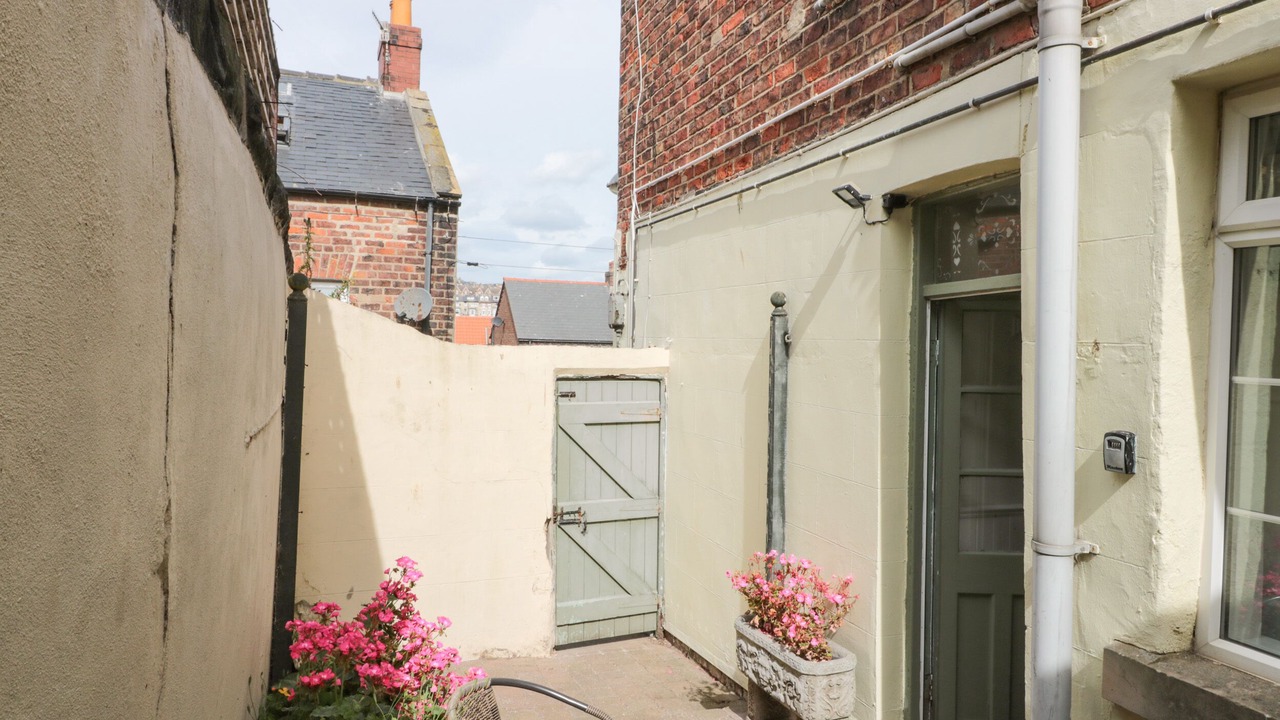 Photo of Patio Balcony in Whitby