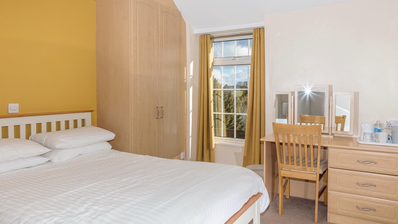 Photo of Bedroom in Hardstoft