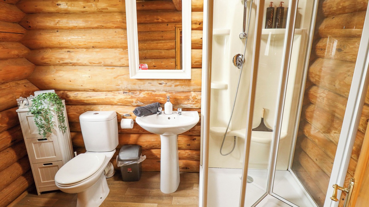Photo of Bathroom in Tattershall