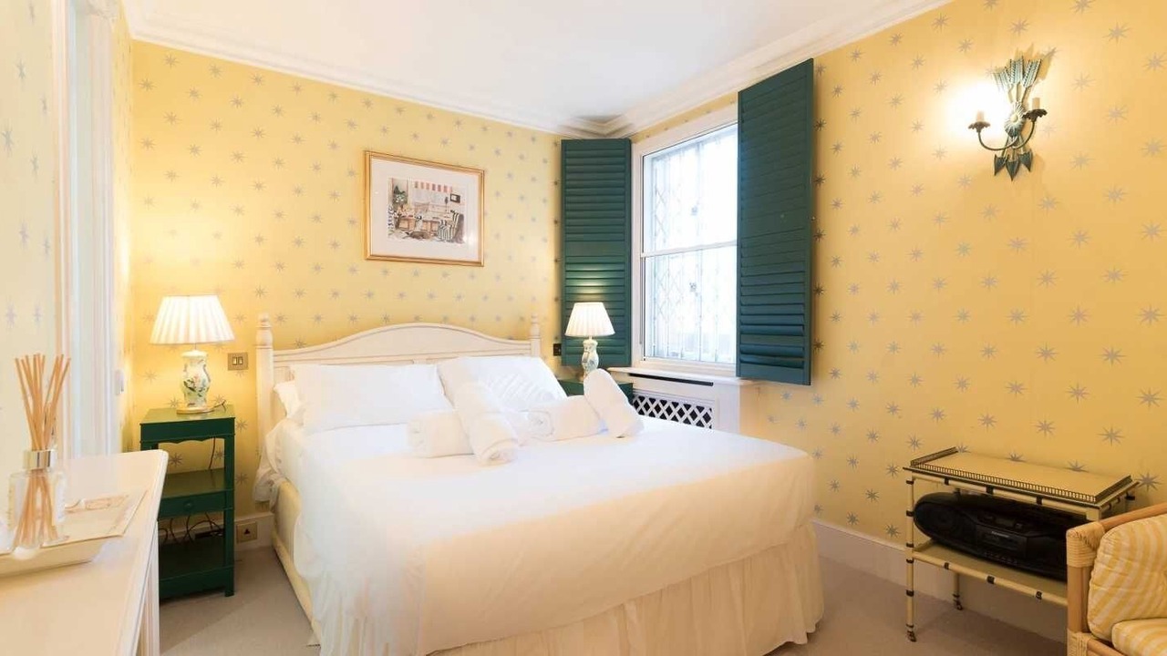 Photo of Bedroom in Chelsea