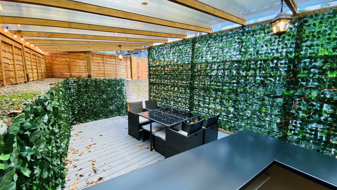 Photo of Outdoor in West Kensington