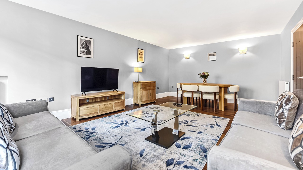Photo of Livingroom in St. Pancras