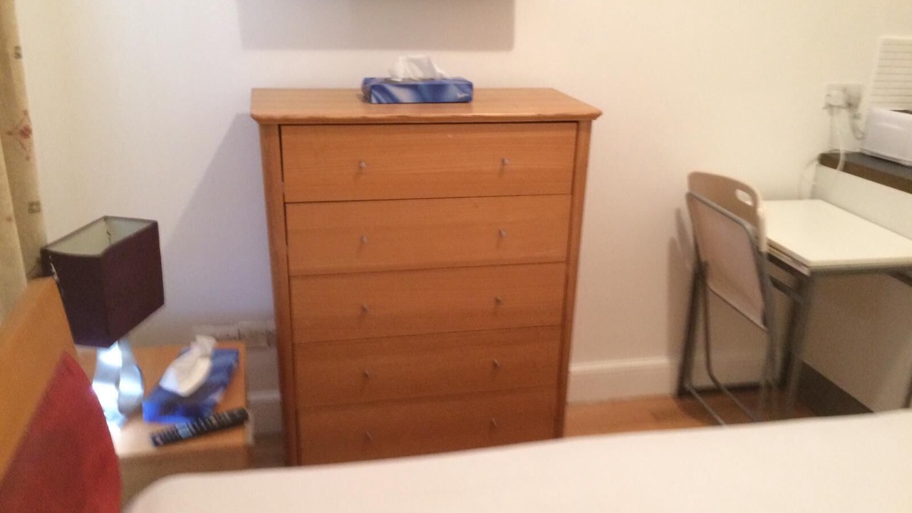 Photo of Bedroom in Lancaster Gate