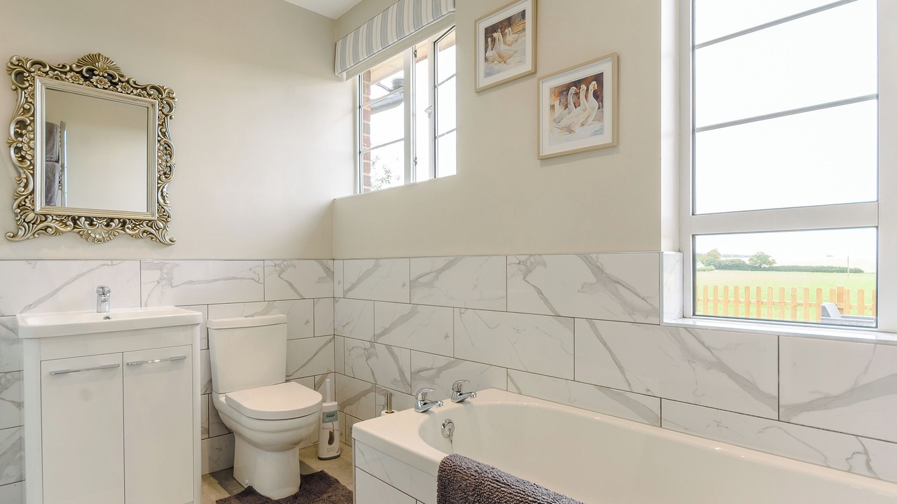 Photo of Bathroom in Old Somerby