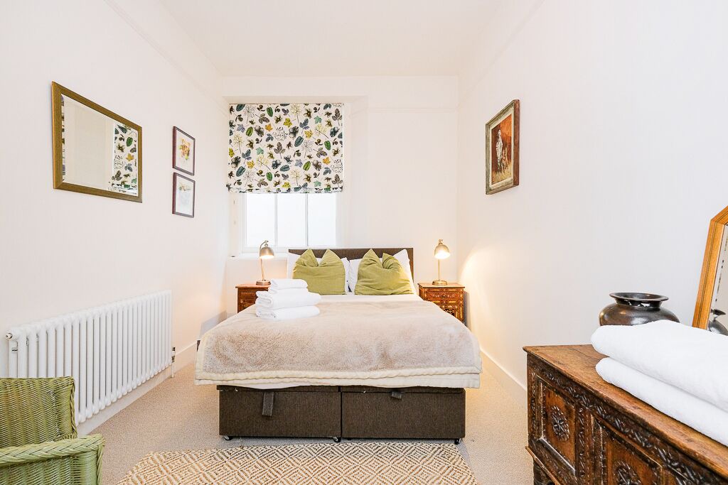 Photo of Bedroom in Earl's Court