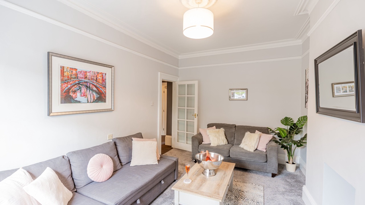 Photo of Livingroom in Harrogate City Centre