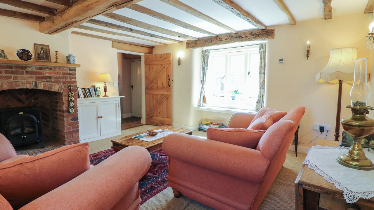 Photo of Livingroom in Alfreton