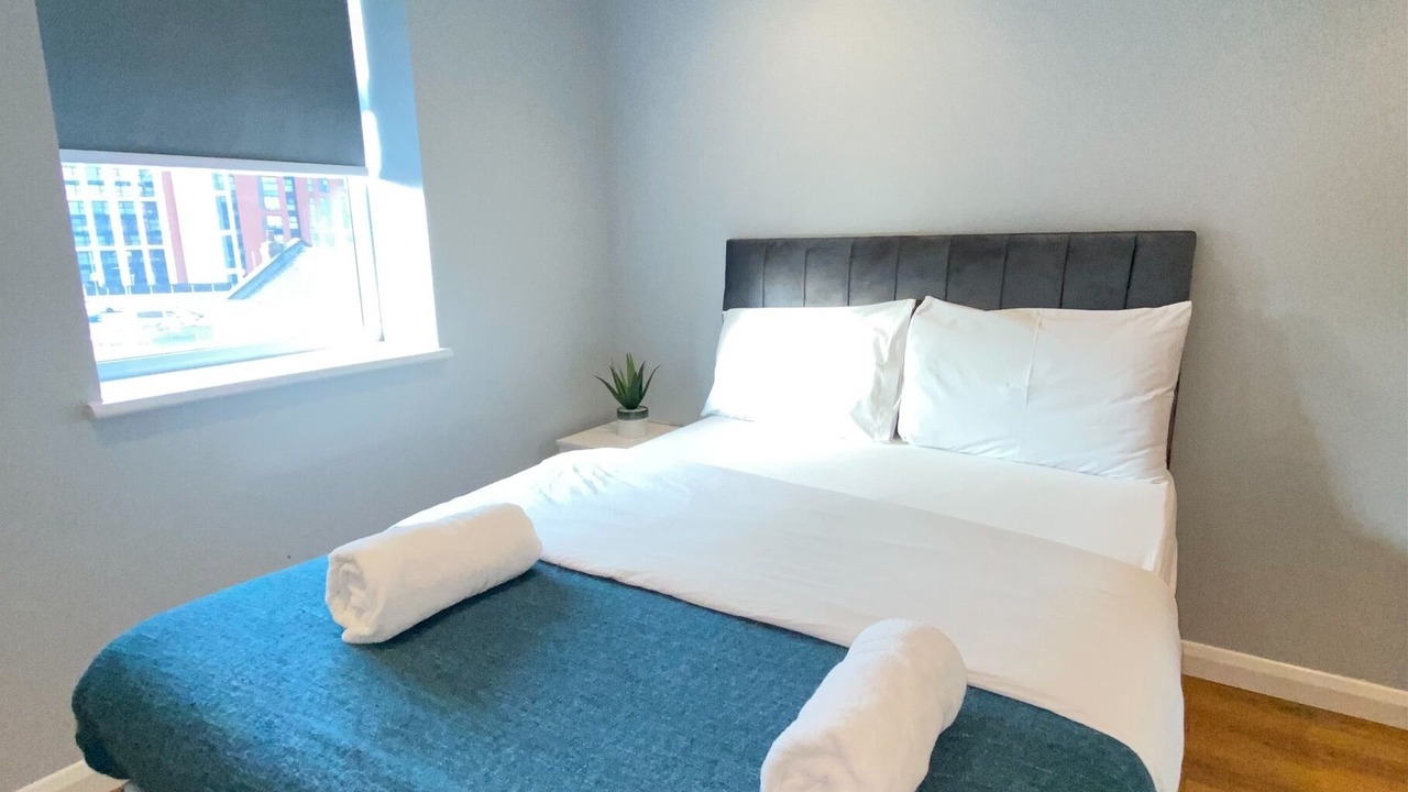 Photo of Bedroom in Leicester City Centre