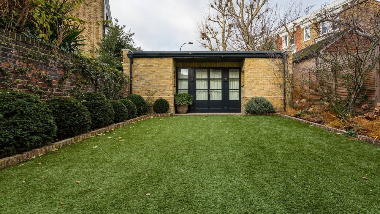 Photo of Outdoor in Avonmore and Brook Green