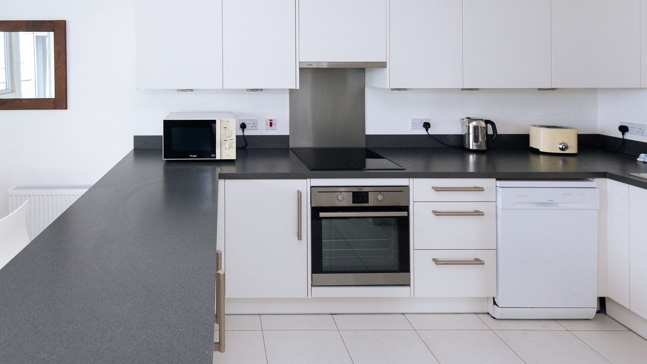 Photo of Kitchen in Peninsula