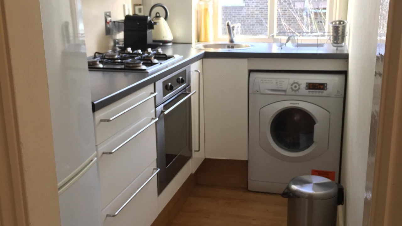 Photo of Kitchen in Avonmore and Brook Green