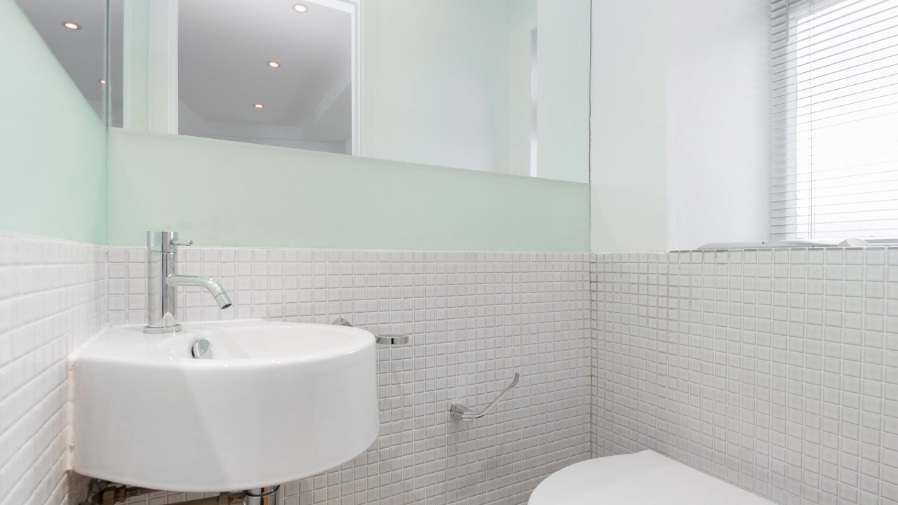 Photo of Bathroom in Brompton & Hans Town