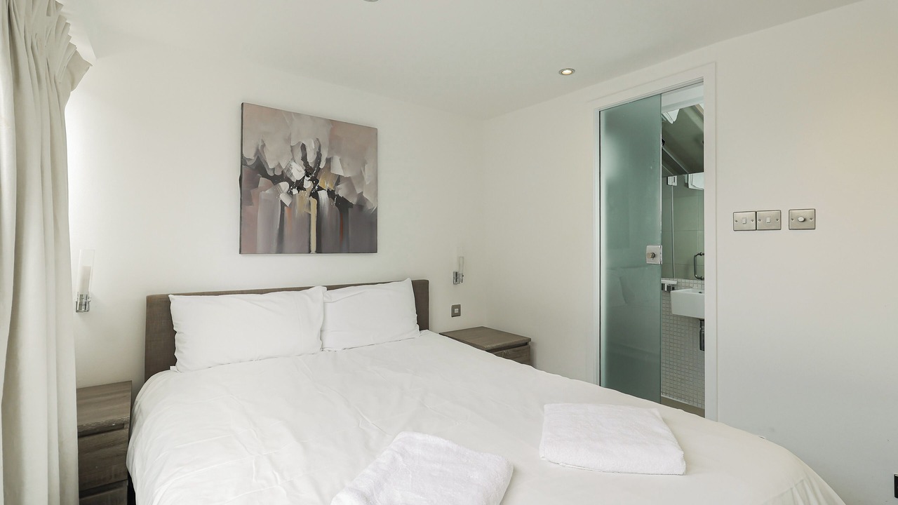 Photo of Bedroom in Brompton & Hans Town