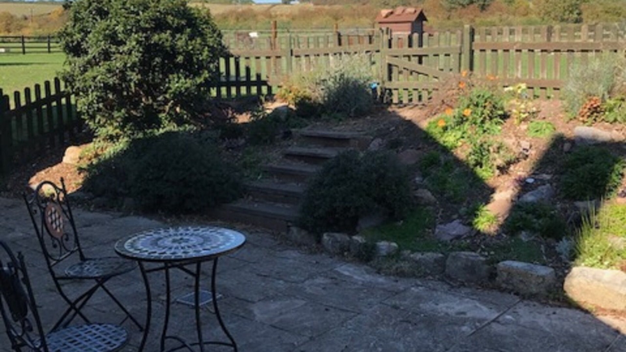 Photo of Patio Balcony in Elkesley