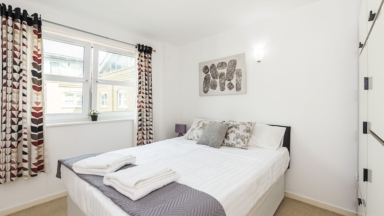 Photo of Bedroom in Docklands