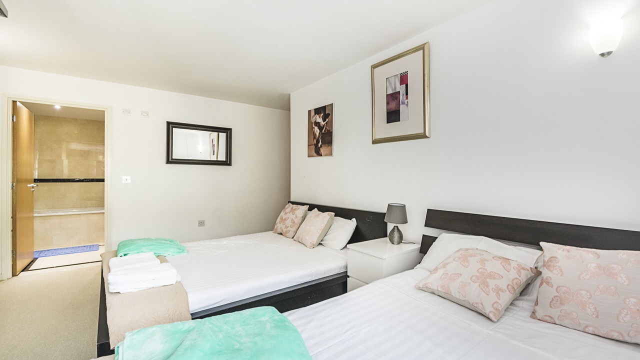 Photo of Bedroom in Docklands