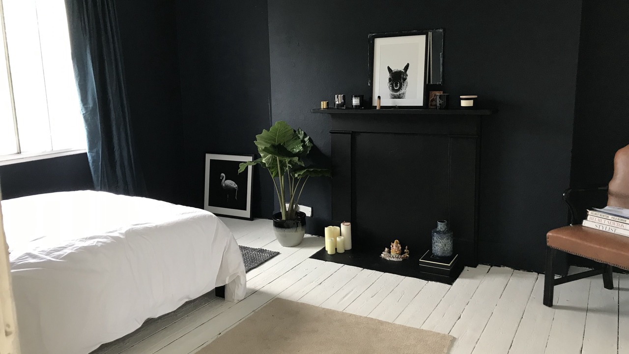 Photo of Bedroom in Earl's Court