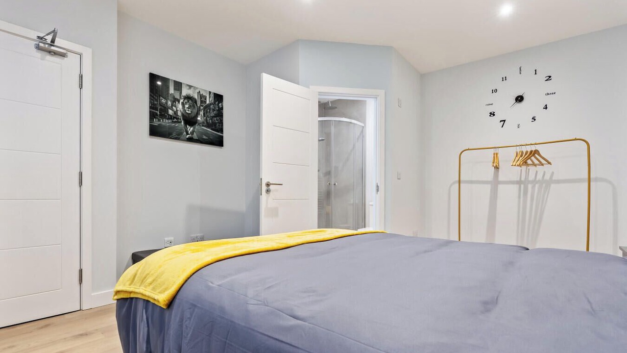 Photo of Bedroom in Nottingham City Centre