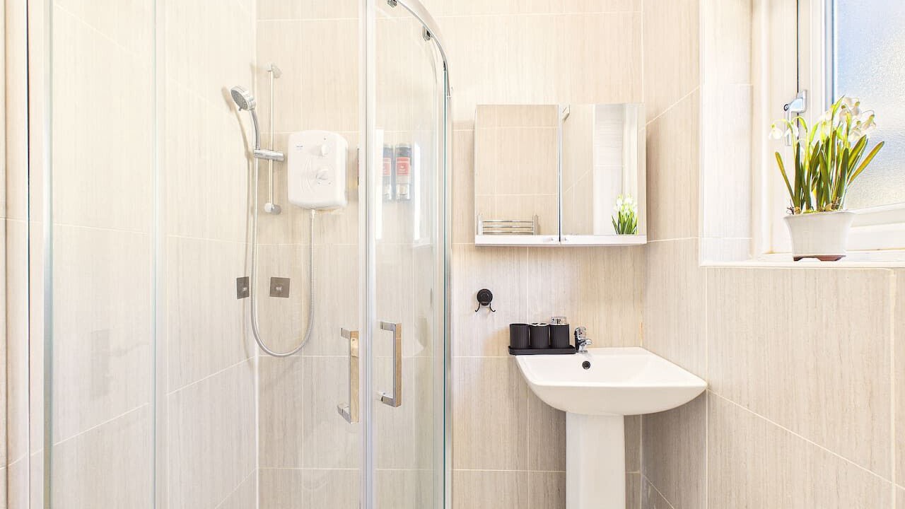 Photo of Bathroom in Luton
