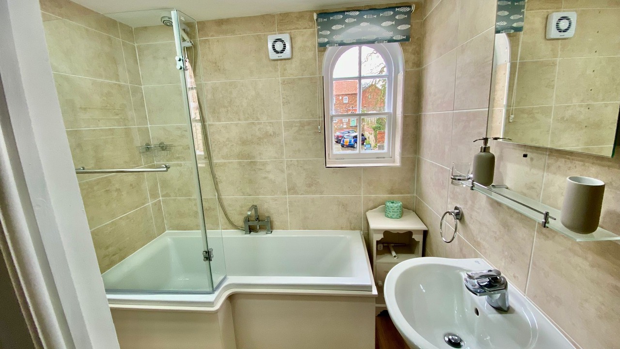 Photo of Bathroom in Barrow upon Humber