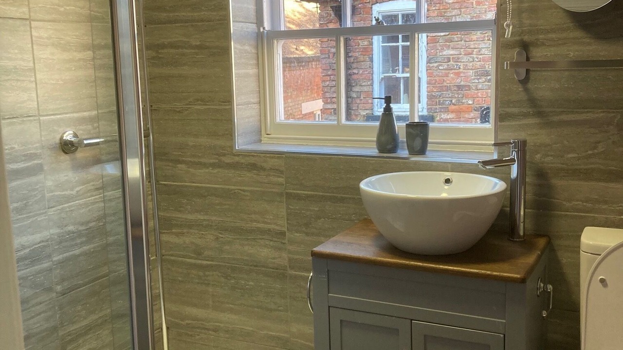 Photo of Bathroom in Barrow upon Humber