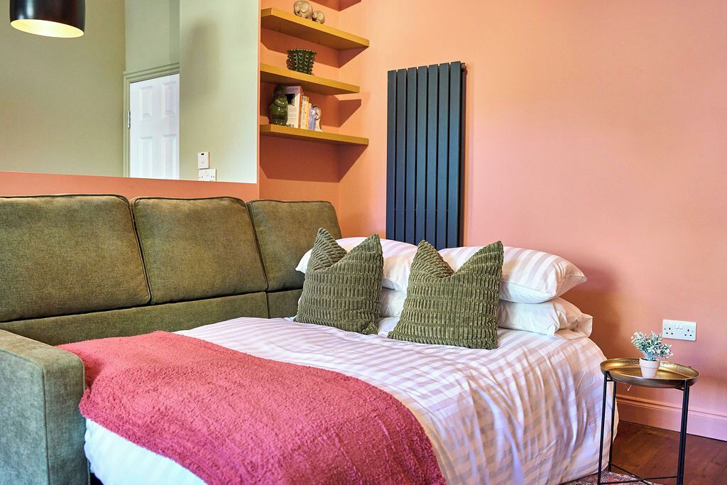 Photo of Bedroom in Wadsworth