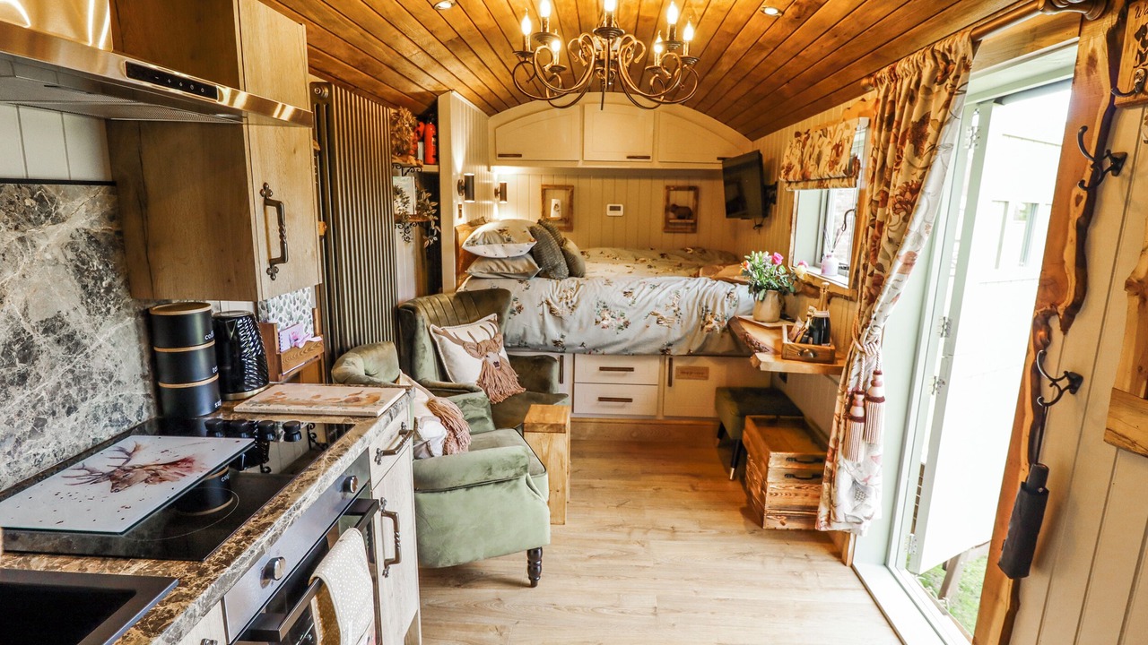 Photo of Bedroom in Louth