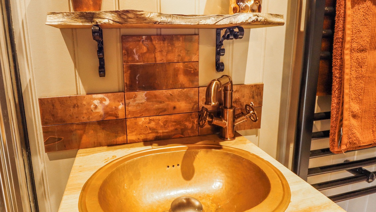 Photo of Bathroom in Louth