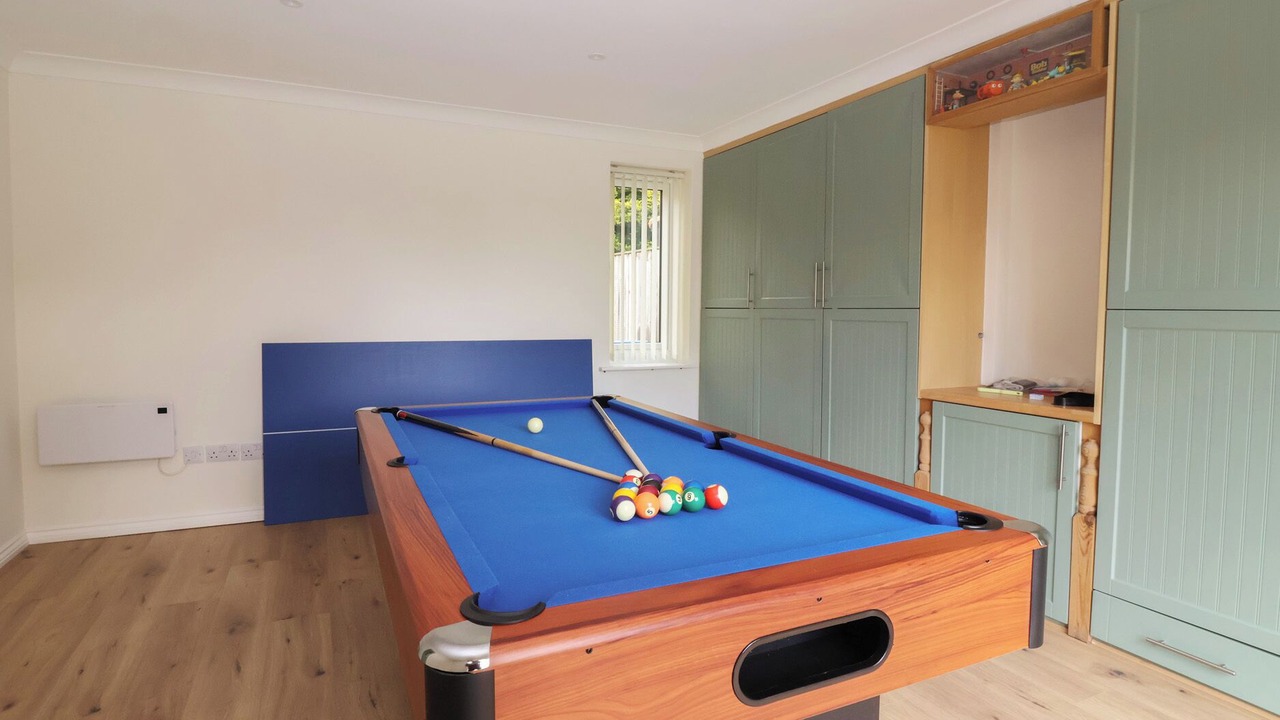 Photo of Bedroom in Leven
