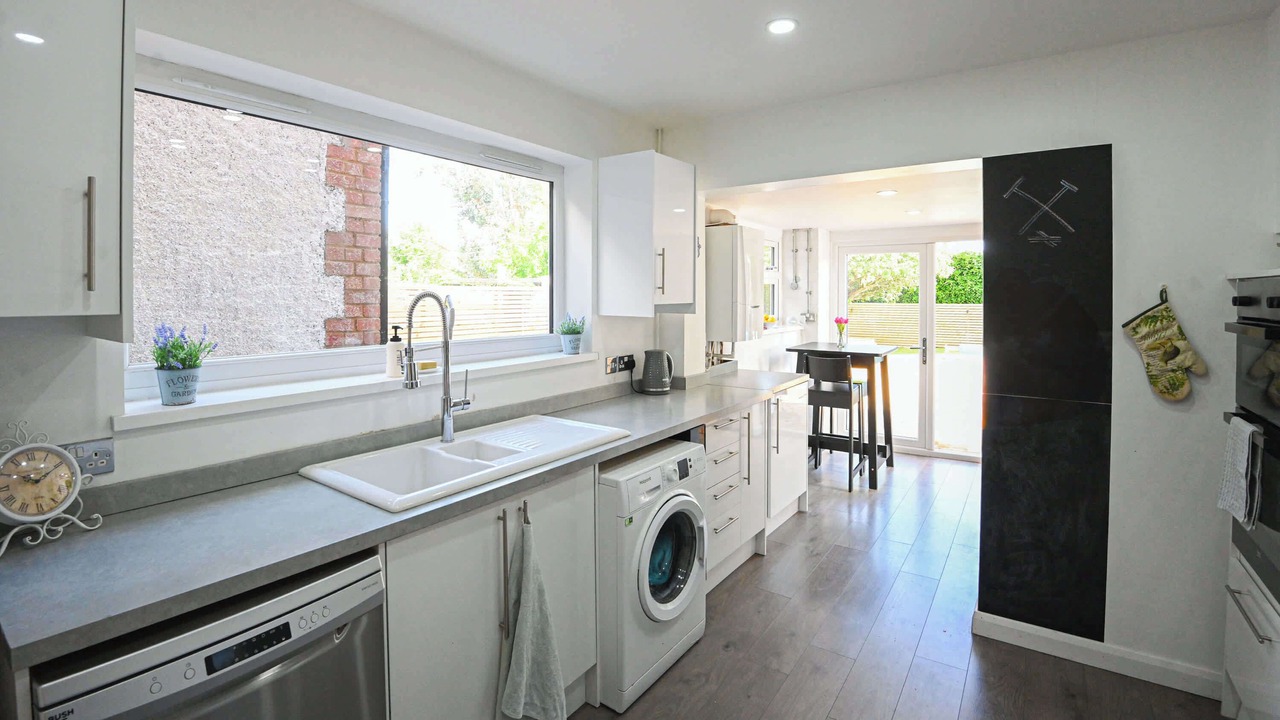 Photo of Kitchen in Luton