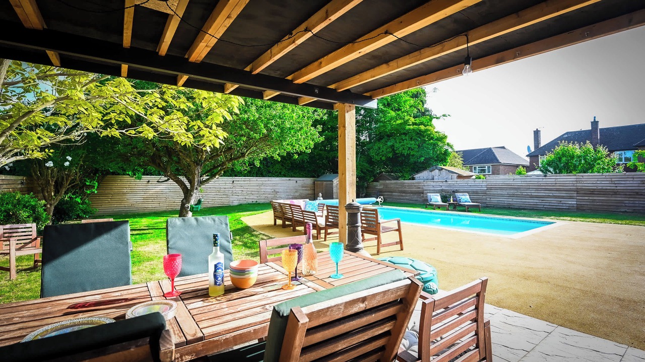 Photo of Outdoor in Luton