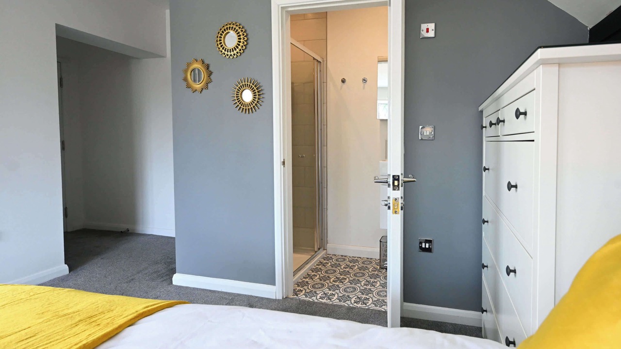 Photo of Bedroom in Luton
